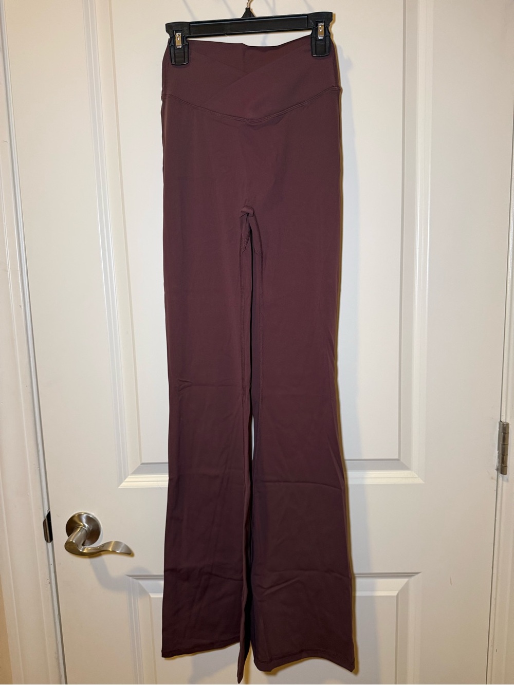 Flare Active Pants in brown